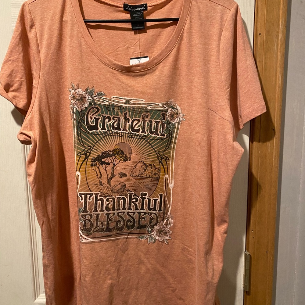 Women’s plus shirt